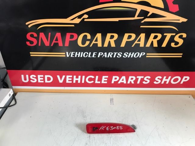 Mazda Axela BM 2013-2016 RR Bumper Reflector