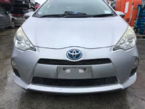 Toyota Aqua NHP10 2011-2015